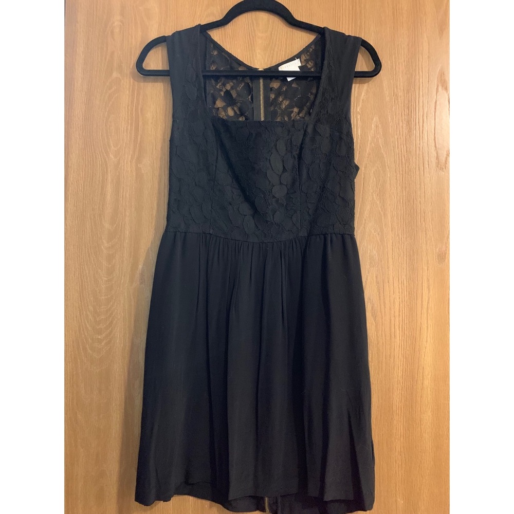 Black lace dress